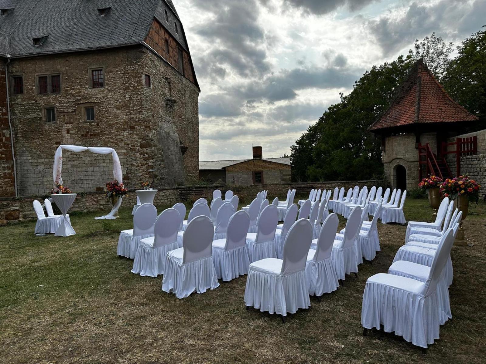 Schloss Beichlingen Buitenkant foto